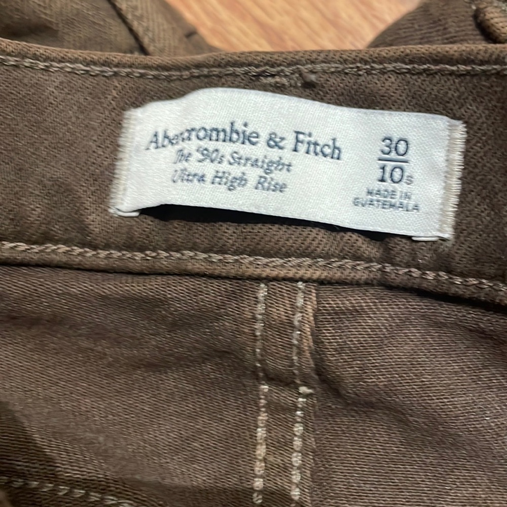 Brand new Abercrombie Brown Pants Size 10